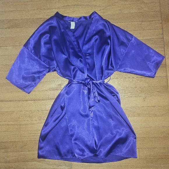 Purple Satin Robe - Picture 10 of 10
